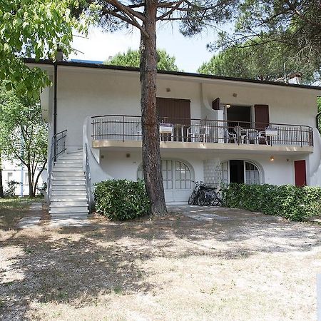 Ba - Villa Stella - 3 Apartments- Lignano Sabbiadoro Exterior photo
